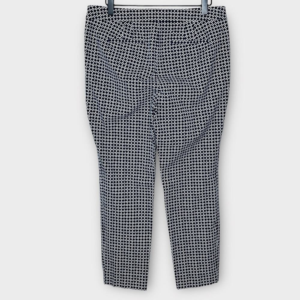 TALBOTS Chatham Ankle Pants Navy White Geo Print Size 10 Petite Preppy - Picture 3 of 8